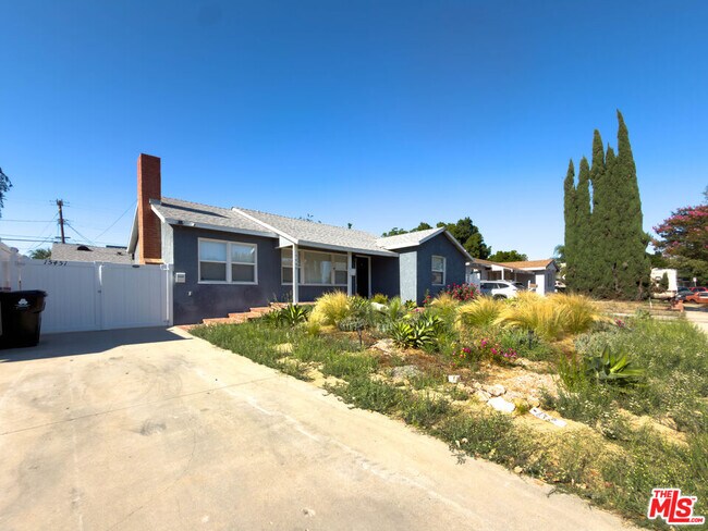 Photo - 15449 Septo St