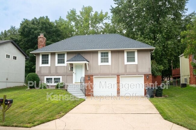 Photo - 2023 E Mohawk Ct House