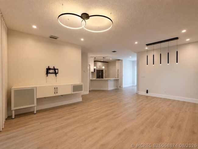 Photo - 1021 SW 42nd Terrace