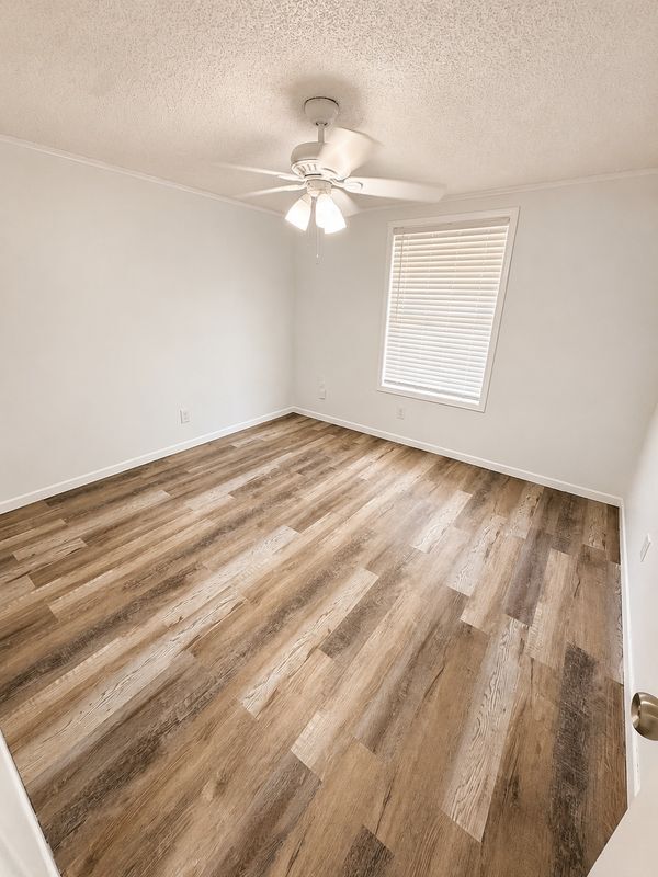 420-420 MILLS STREET, 20