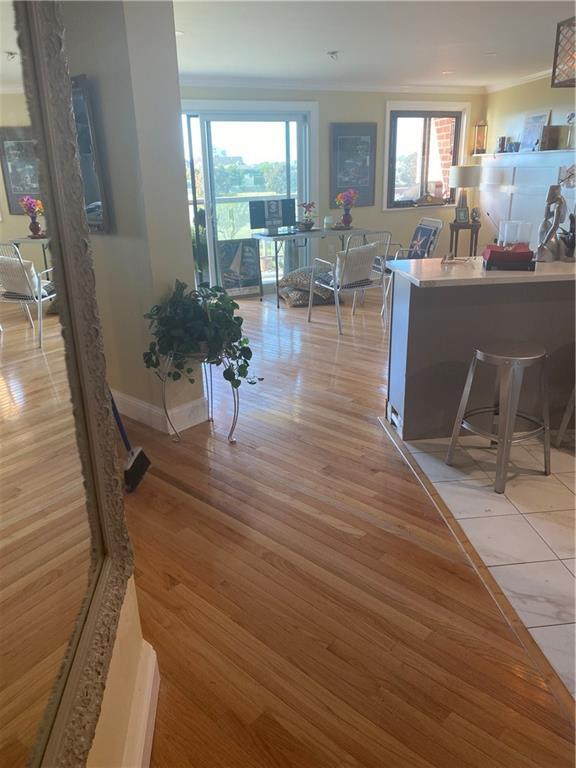 Photo - 1204 Capella S