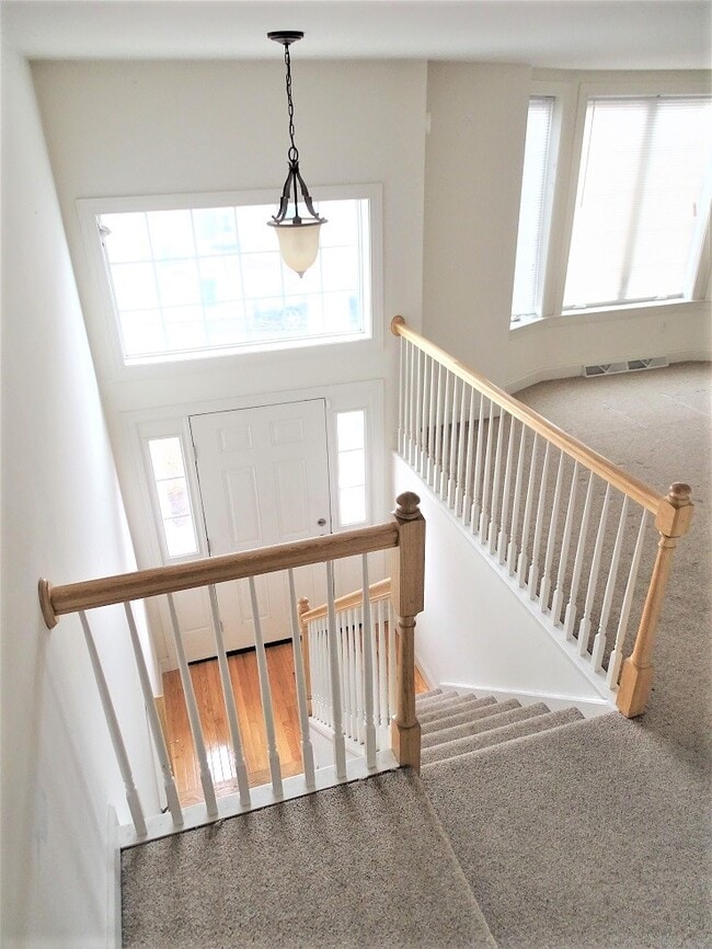 Photo - 766 Oak Leaf Ln