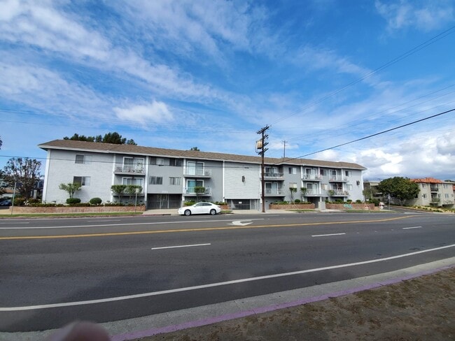 LUXURY LIVING AT AN AFFORDABLE PRICE