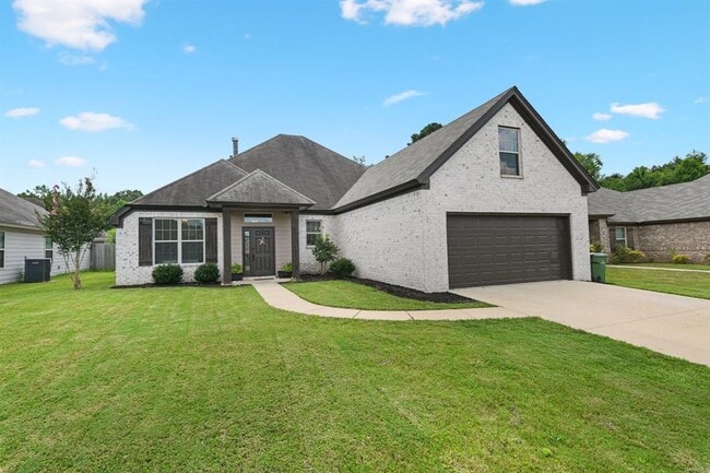 Photo - 905 Overture Dr House
