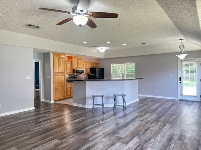 Photo - Welcome Home to this 3/2 beautifully Designed for both Relaxation & Entertaining