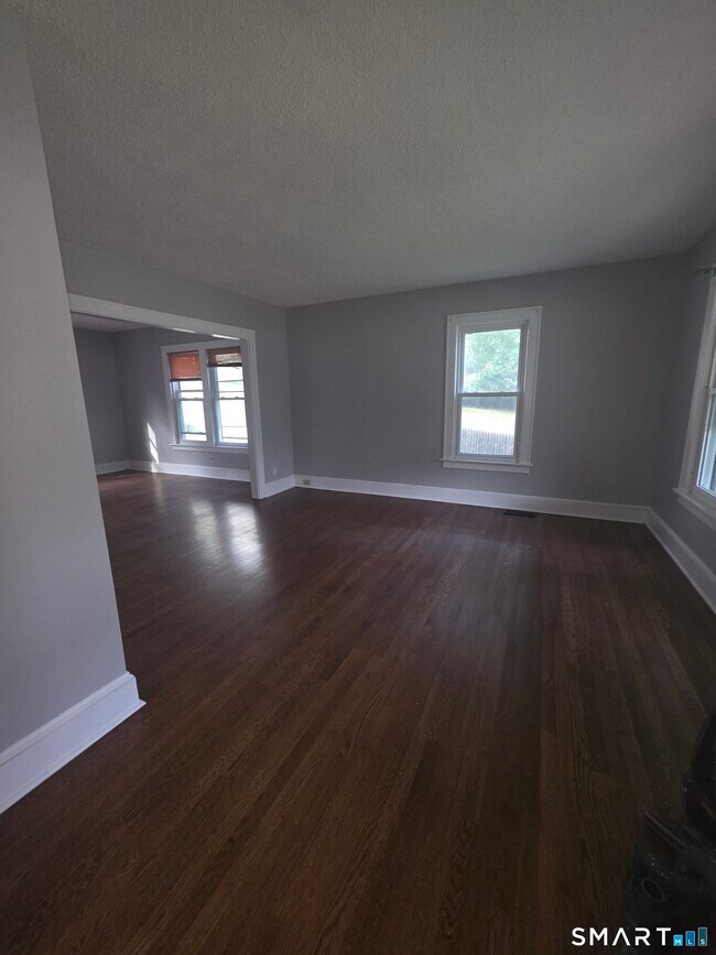 Photo - 311 Farmington Ave