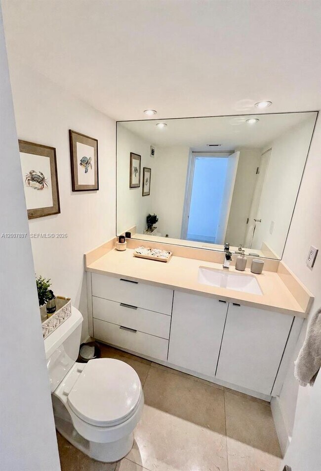 Photo - 1901 Brickell Ave Unit B2007