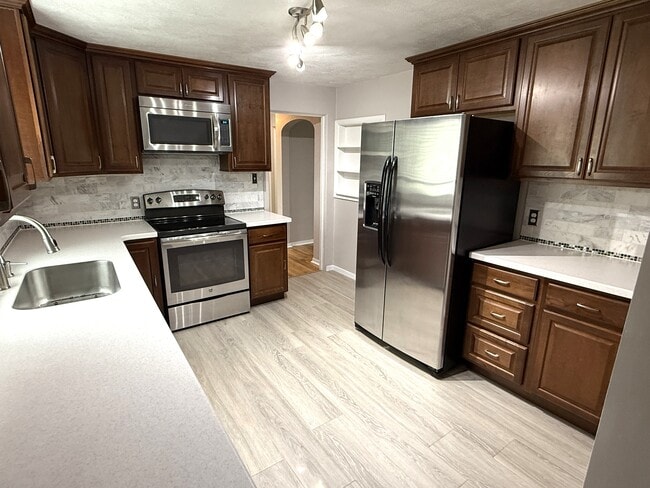 Photo - 1920 Willow St