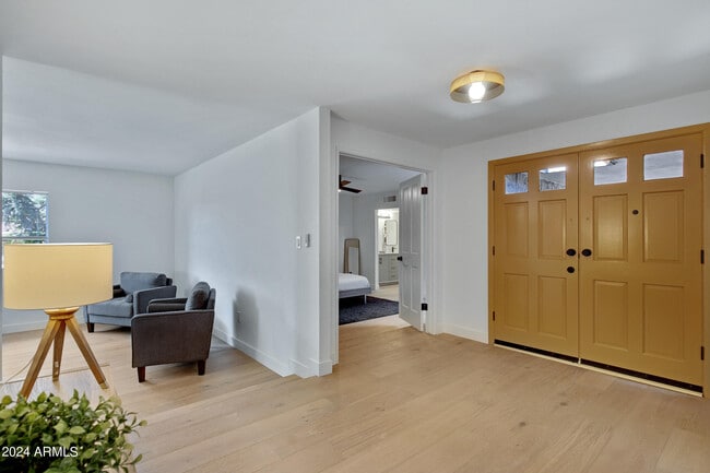 Photo - 2514 N 60th Pl