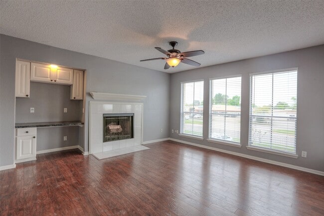 Photo - 3919 Fairmont Pkwy Unit 122