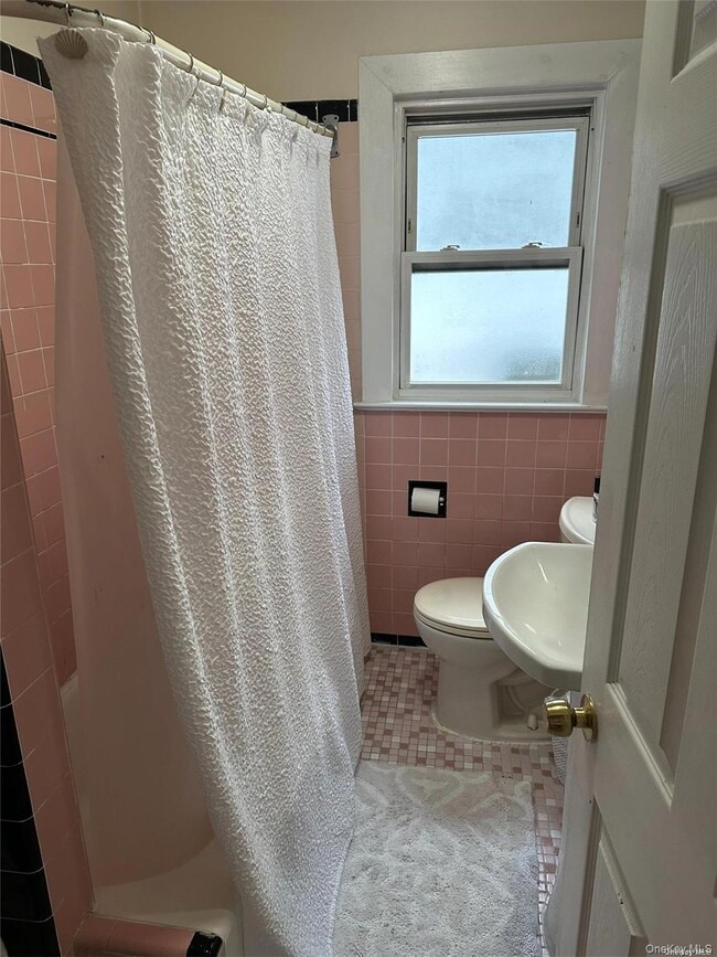 Photo - 70 Kentucky St