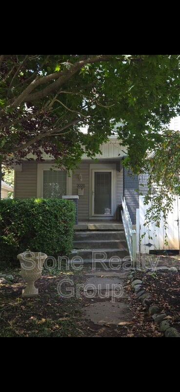 Building Photo - 2025 S 7th St Rental