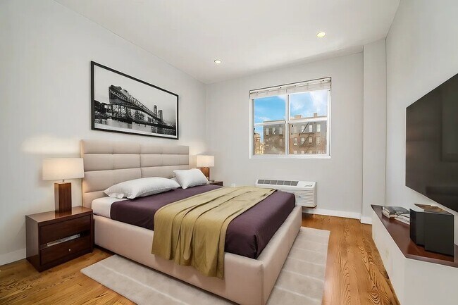 152 Ludlow St Unit 4B