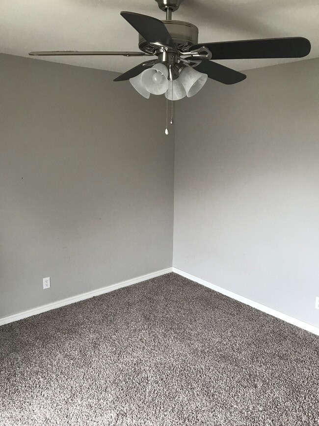 Photo - 825 Hardy Springs Cir