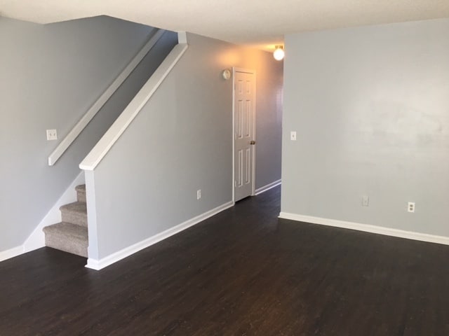 Tour this charming 2 Bed 1.5 Bath Townhome... - Tour this charming 2 Bed 1.5 Bath Townhome...