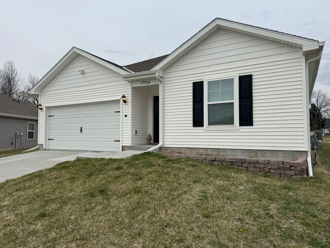 Building Photo - Modern 4-Bedroom Ranch in Tiburon Ridge North | Built in 2022 | Gretna Schools