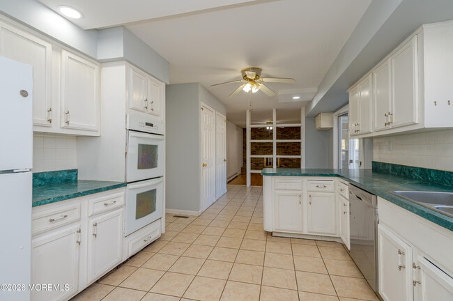 Photo - 878 Green Valley Rd