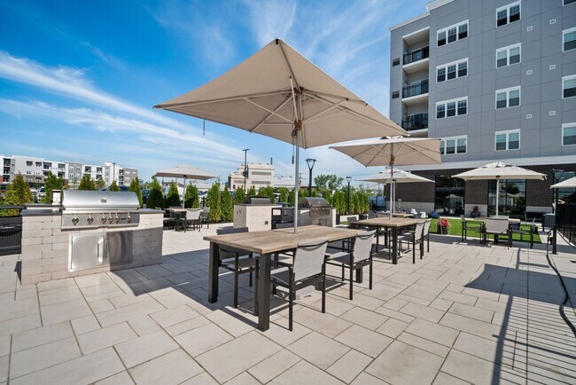 Photo - 999 W Fort Lee Rd