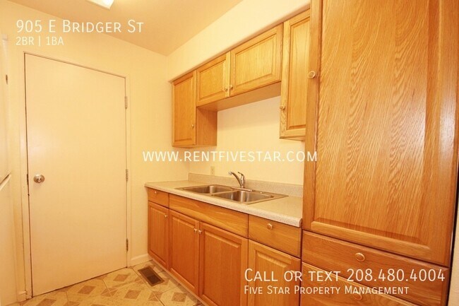Photo - 905 E Bridger St