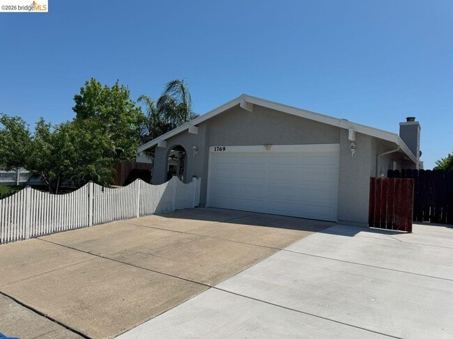 Photo - 1769 Teresa Ln