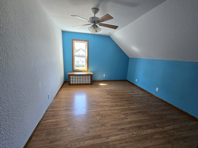 Building Photo - 422 W 17th Ave Unit 2