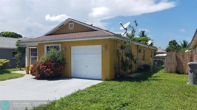 Photo - 10056 Boynton Pl Cir Casa