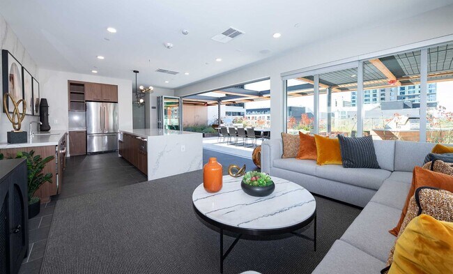 Residences at Lake Merritt