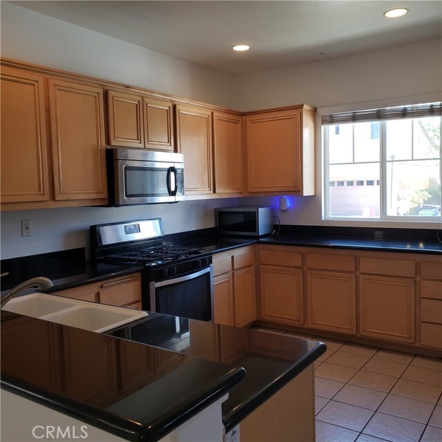 Photo - 1467 Orange Grove St