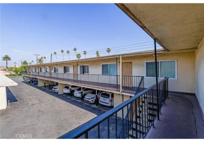 Photo - Anderson Apts