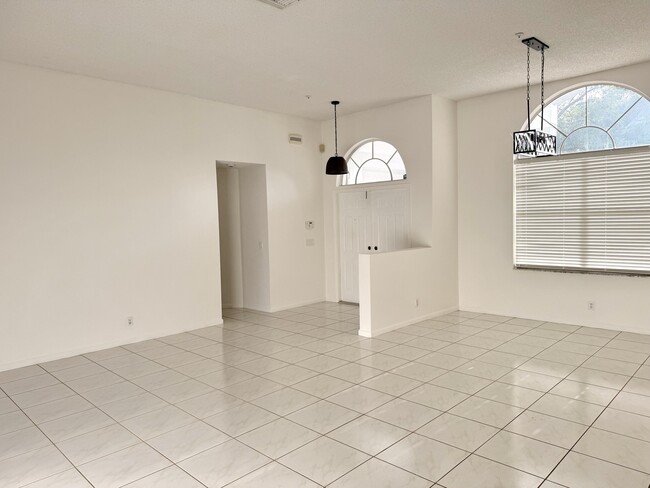 Photo - 5749 NW 101st Way