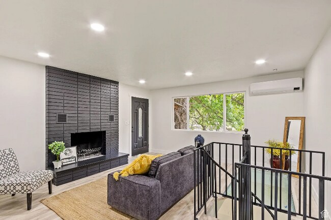 Photo - 208 Ogden Canyon Rd