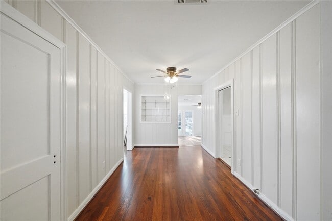 Photo - 906 Gale St