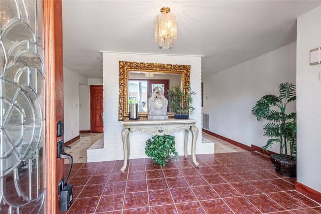 Photo - 2417 Gerol Dr