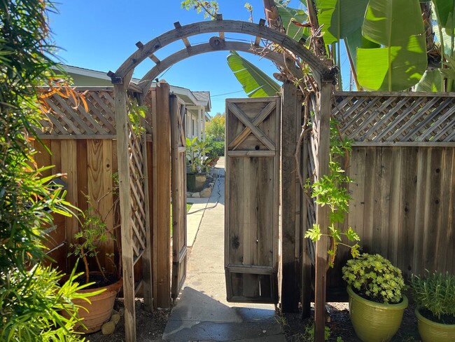 Photo - Charming 2 bdrm, 1 bath, + Bonus Room
