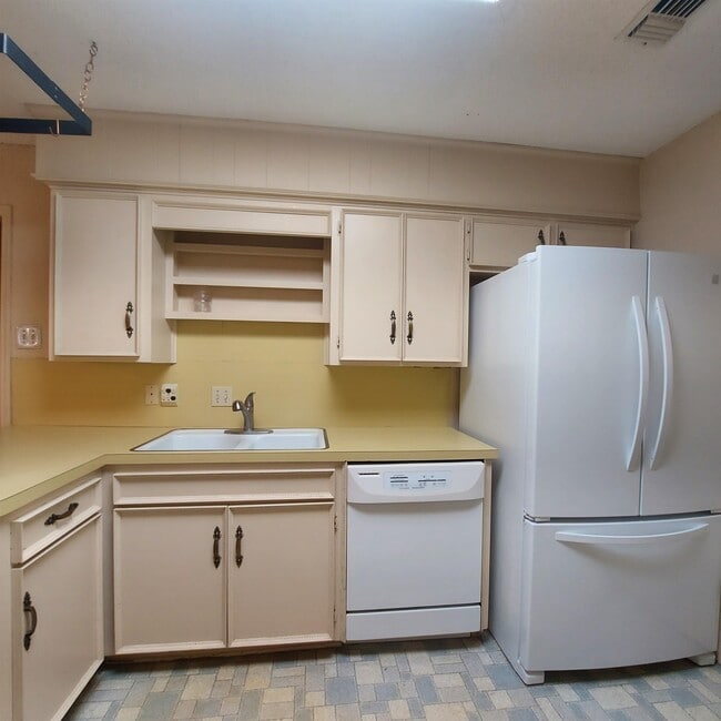 Photo - 151 Riverside Dr