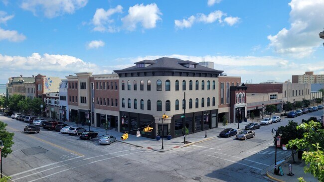 Hogrefe Apartments