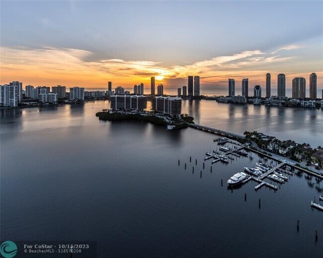 Photo - 7000 Island Blvd Unidad PH-06
