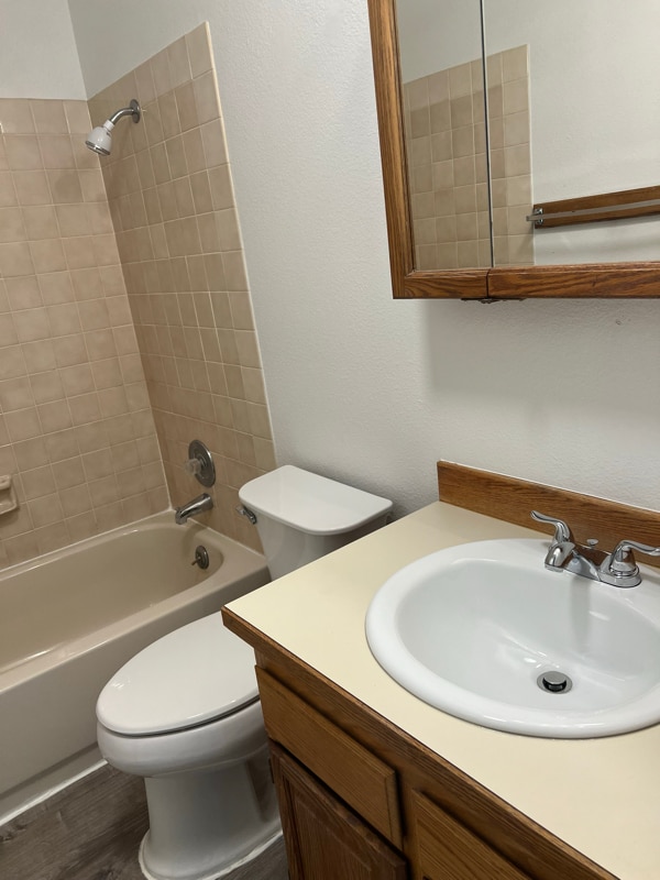 Photo - 551 N Robin Cir Unidad 3