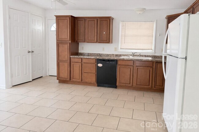 Photo - 4131 Woodgreen Terrace