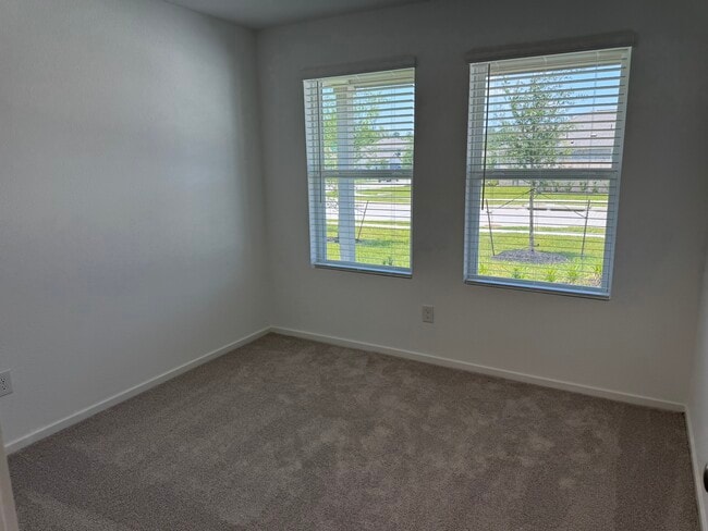 Photo - 706 Zuppino Ln