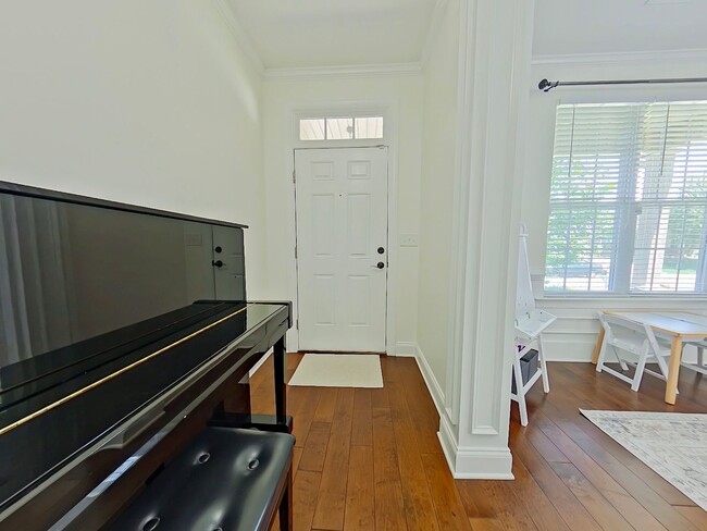 Photo - Beautiful 4 Bedroom home in Canterbury Farms!