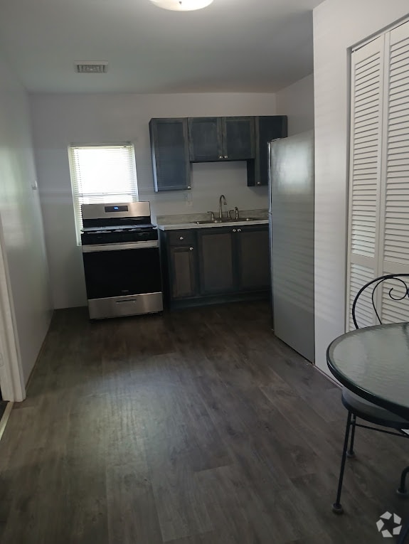 Building Photo - 0 Sea View Dr Rental
