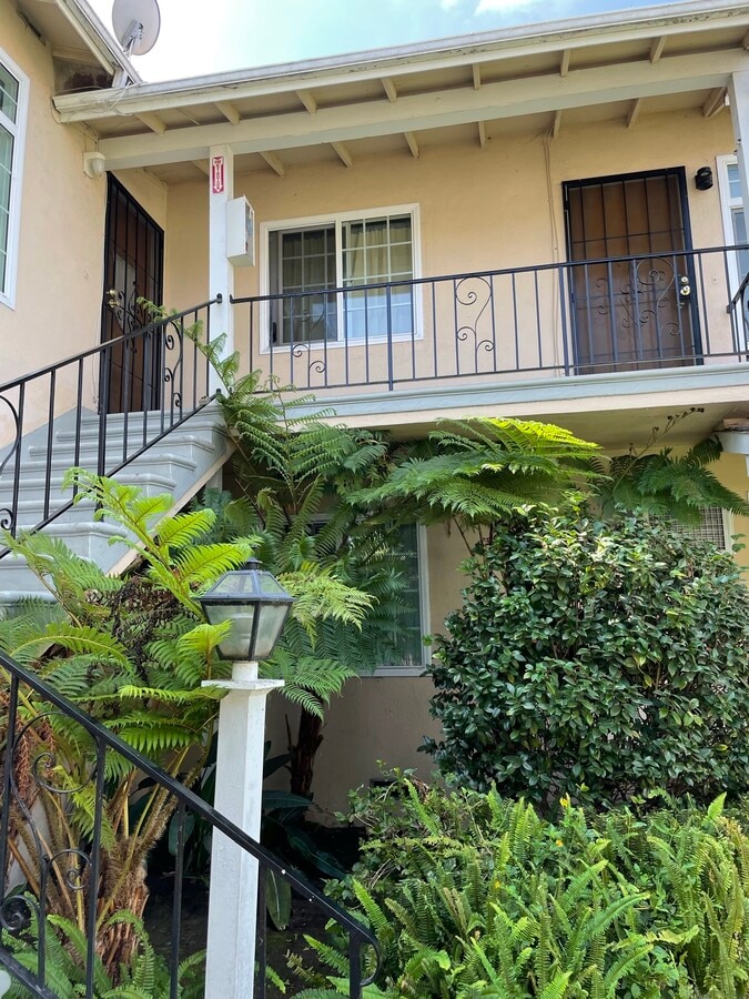 Photo - 7008 Flight Ave Unidad 7008 flight ave