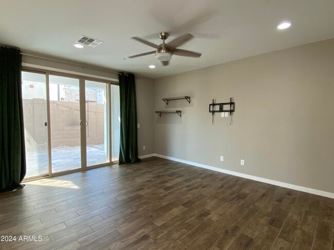 Photo - 31608 N 24th Dr