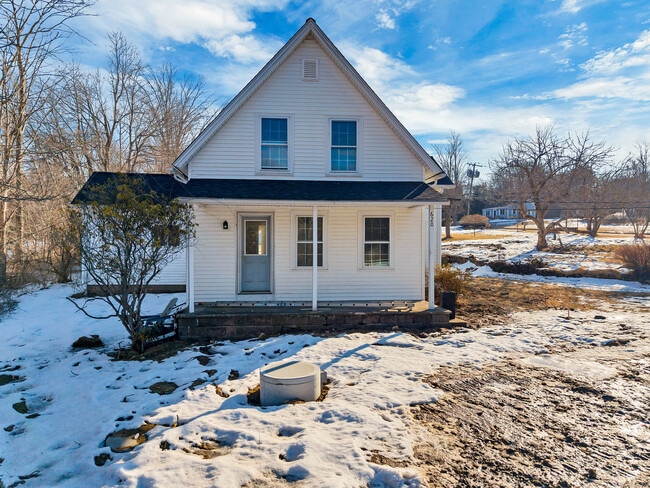 Photo - 620 Town St