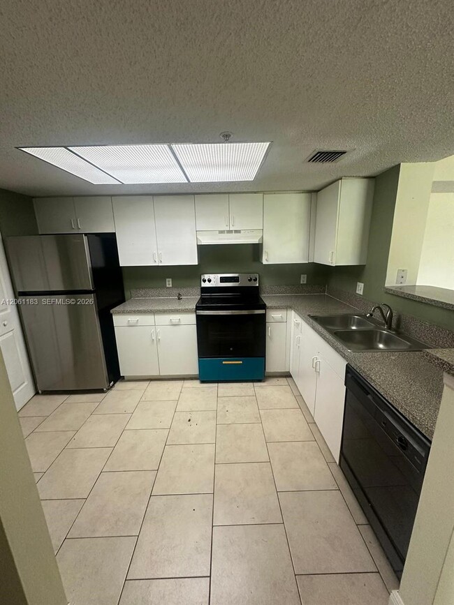 Photo - 5005 Wiles Rd Unit 102