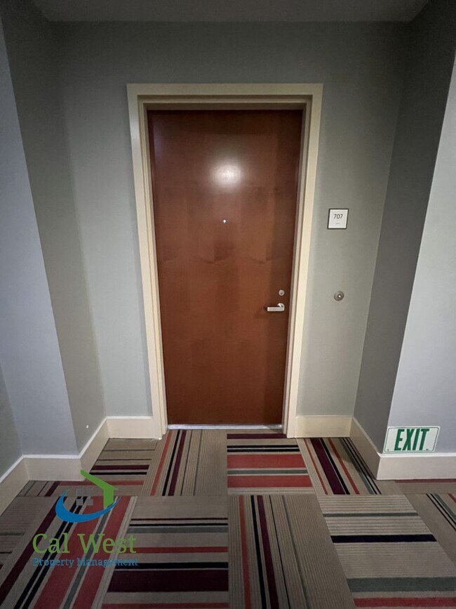 Photo - $2895-7th Floor 1 Bd/1 Ba Executive Condo in Beautiful Luxury Complex/City Heights