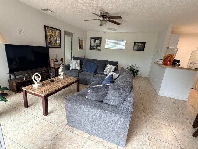 Photo - 27 Crossings Cir Unit H