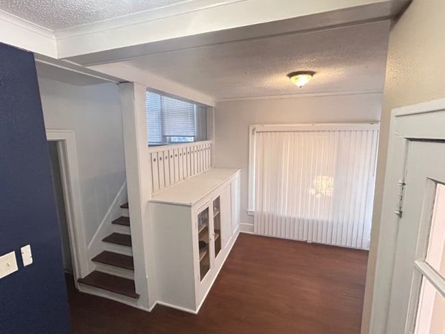 Photo - 2454 Virginia Park St