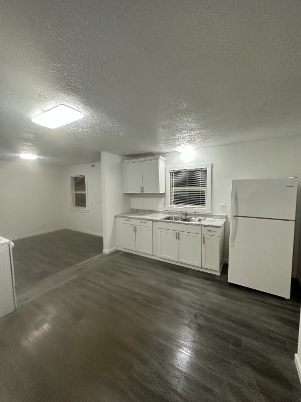 Photo - 4975 Breanna Ln NE